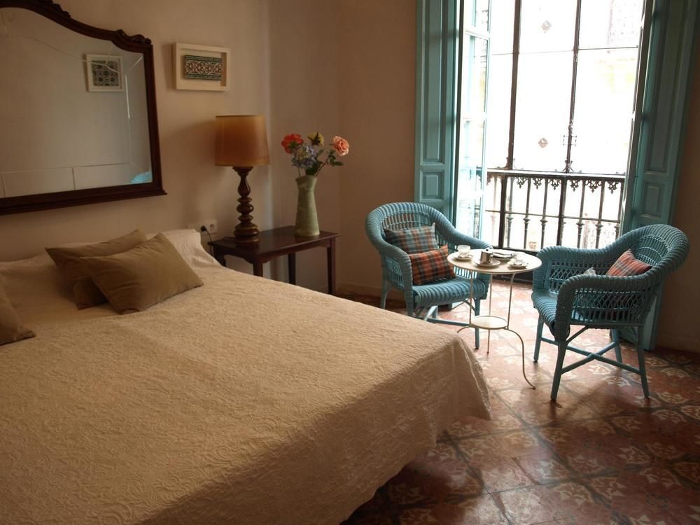 Hotel Boutique Casa De Colon 3*